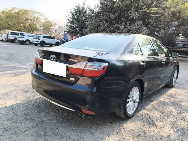 Second-hand 2015 Toyota Camry Hybrid for sale in Rohtak-14