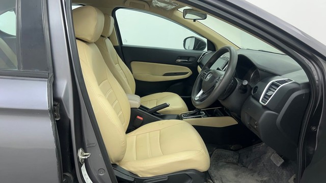 Second-hand 2021 Honda City V MT for sale in Pune-15