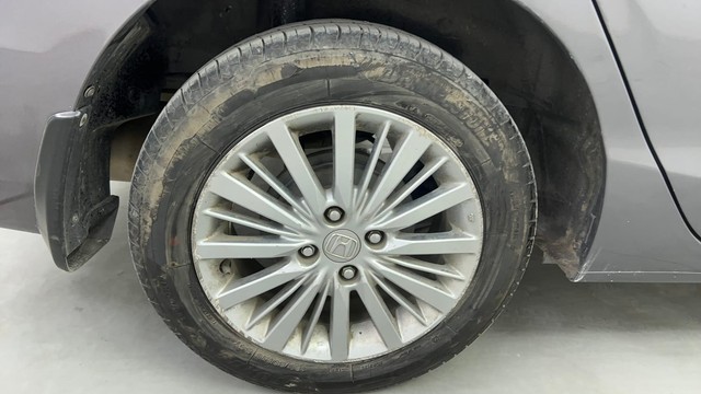 Second-hand 2021 Honda City V MT for sale in Pune-18