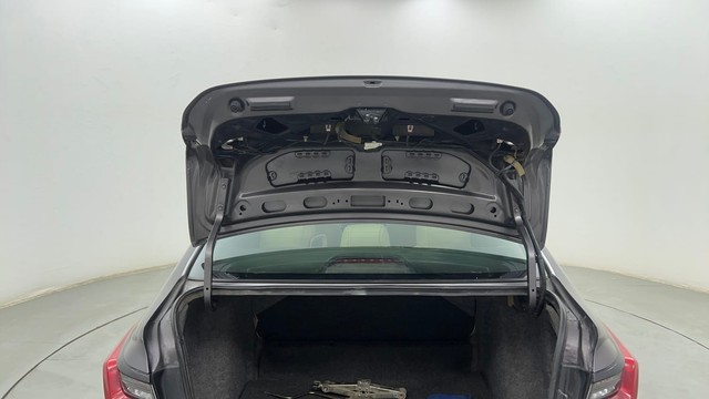 Second-hand 2021 Honda City V MT for sale in Pune-24