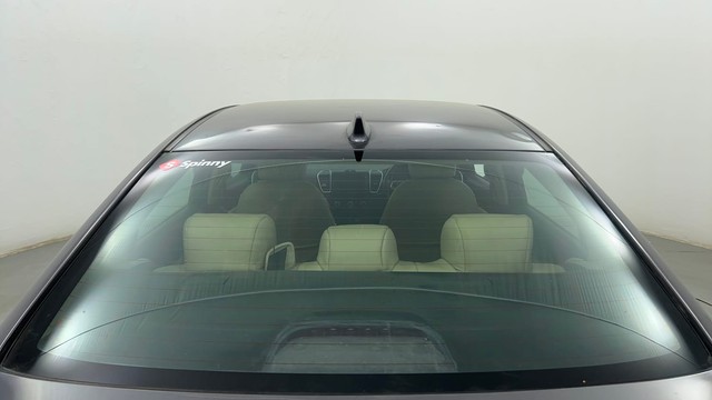 Second-hand 2021 Honda City V MT for sale in Pune-32