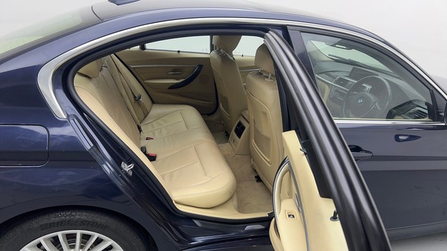 Second-hand 2016 BMW 3 Series 320i Luxury Line for sale in Gurgaon-31