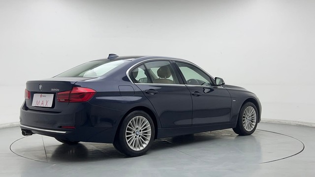 Second-hand 2016 BMW 3 Series 320i Luxury Line for sale in Gurgaon-3