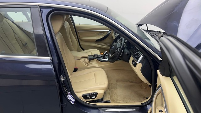 Second-hand 2016 BMW 3 Series 320i Luxury Line for sale in Gurgaon-15