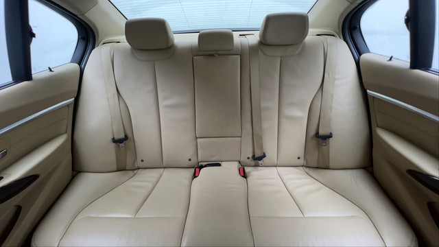 Second-hand 2016 BMW 3 Series 320i Luxury Line for sale in Gurgaon-37