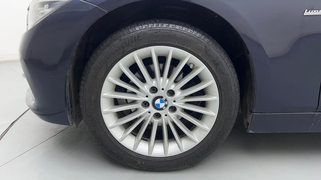 Second-hand 2016 BMW 3 Series 320i Luxury Line for sale in Gurgaon-20