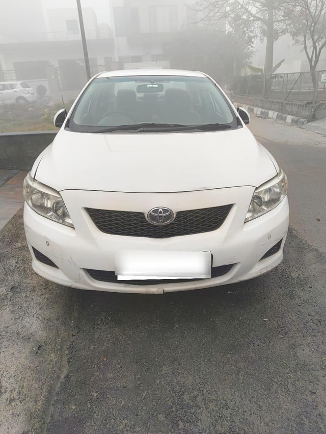 Second-hand 2010 Toyota Corolla Altis Diesel D4DG for sale in Mohali-0