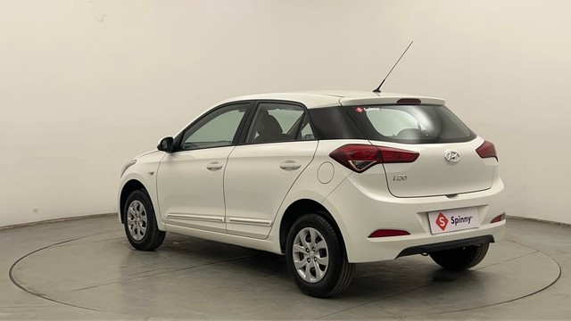 Second-hand 2017 Hyundai i20 1.2 Magna Executive for sale in Chandigarh-5