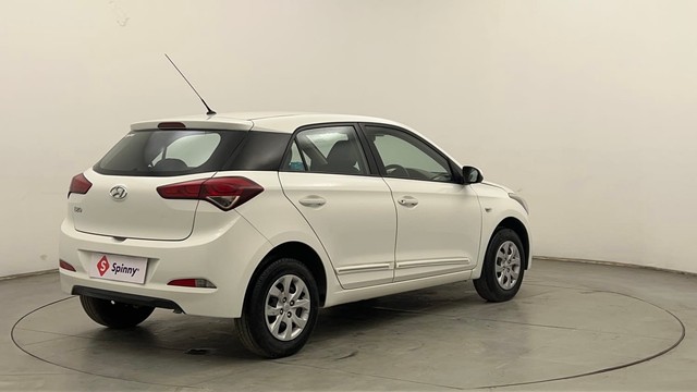 Second-hand 2017 Hyundai i20 1.2 Magna Executive for sale in Chandigarh-3