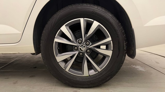 Second-hand 2022 Skoda Slavia 1.5 TSI Style DSG for sale in Chandigarh-19