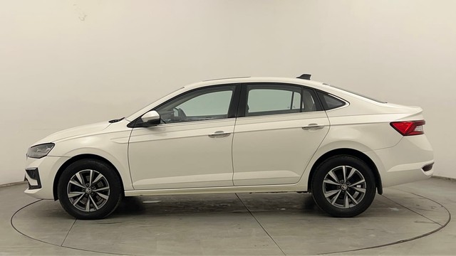 Second-hand 2022 Skoda Slavia 1.5 TSI Style DSG for sale in Chandigarh-6