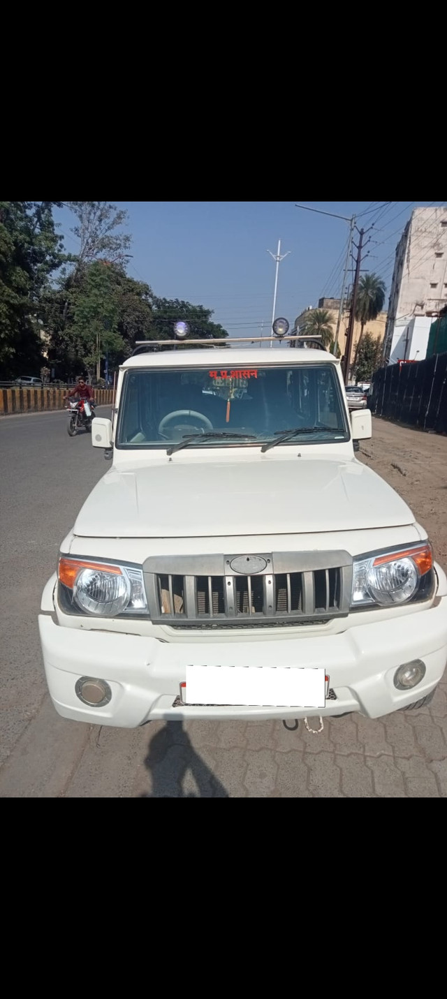 Second-hand 2013 Mahindra Bolero SLX for sale in Indore-2