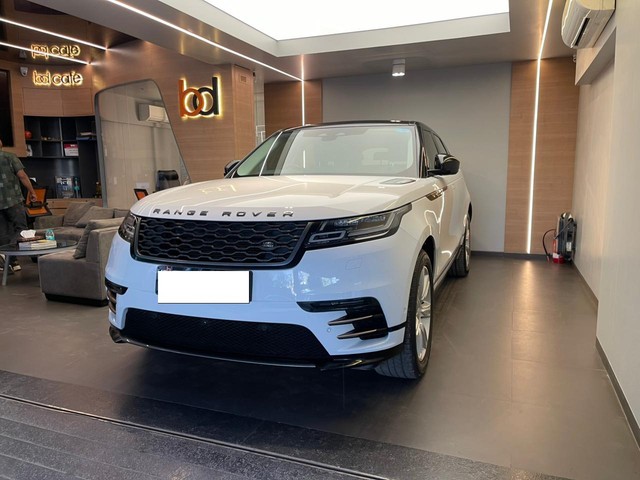 Second-hand 2021 Land Rover Range Rover Velar R-Dynamic S Diesel MY21 for sale in Mumbai-16