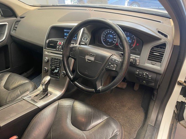 Second-hand 2014 Volvo XC60 D4 SUMMUM for sale in Mumbai-5