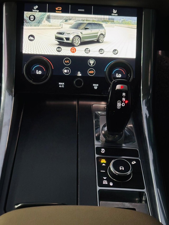 Second-hand 2019 Land Rover Range Rover Sport SE for sale in Jaipur-9