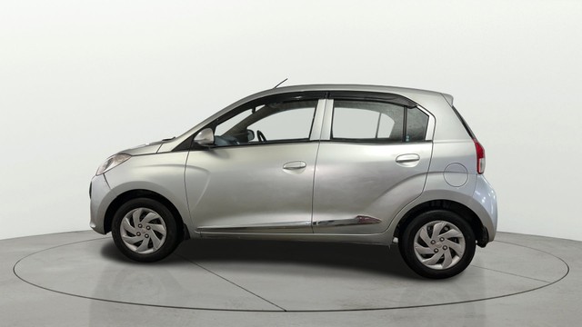 Second-hand 2018 Hyundai Santro Sportz AMT BSIV for sale in New Delhi-5