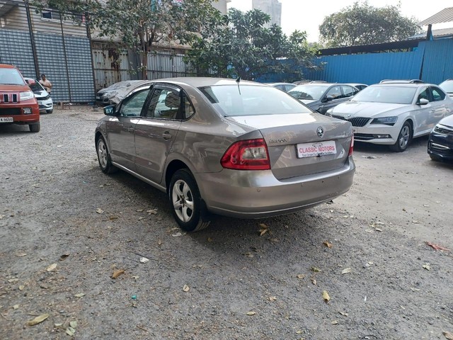 Second-hand 2015 Skoda Rapid 1.6 MPI Ambition for sale in Mumbai-9