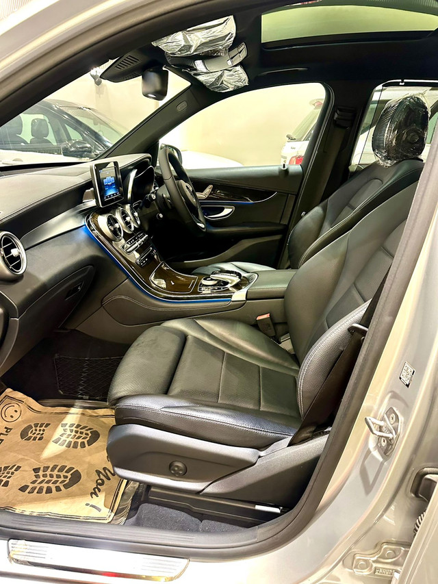 Second-hand 2018 Mercedes-Benz GLC 300 4MATIC Sport for sale in New Delhi-7