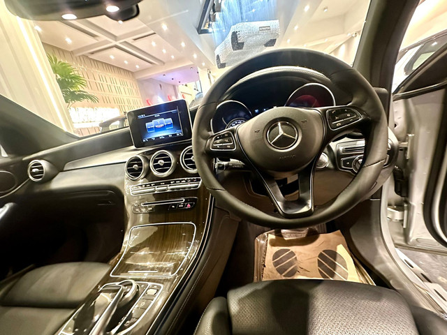 Second-hand 2018 Mercedes-Benz GLC 300 4MATIC Sport for sale in New Delhi-17
