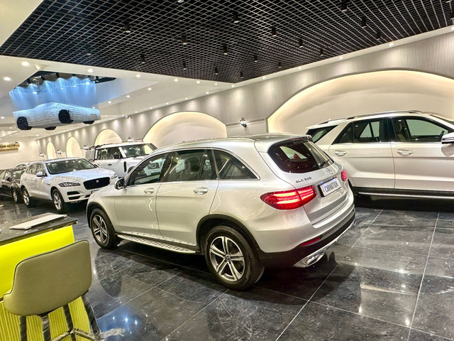 Second-hand 2018 Mercedes-Benz GLC 300 4MATIC Sport for sale in New Delhi-11