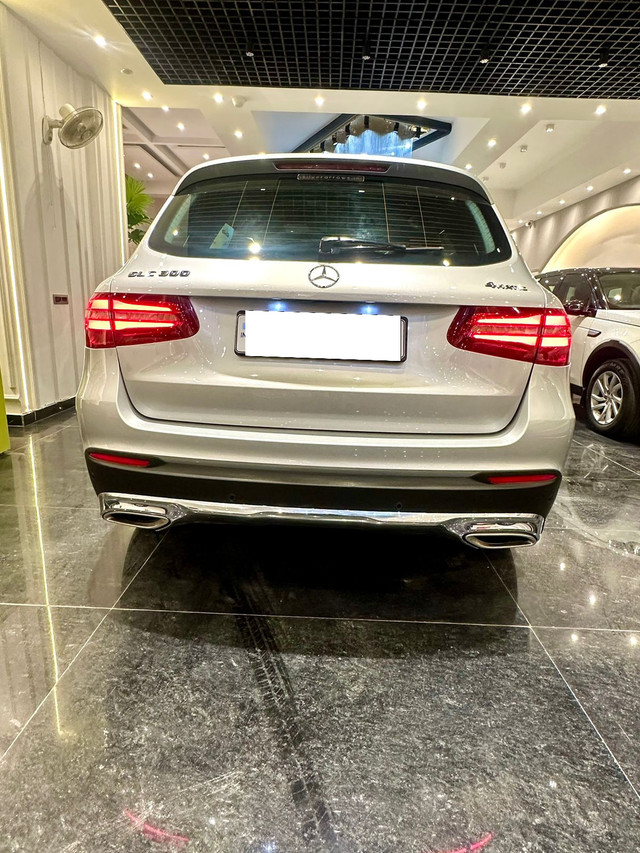 Second-hand 2018 Mercedes-Benz GLC 300 4MATIC Sport for sale in New Delhi-2