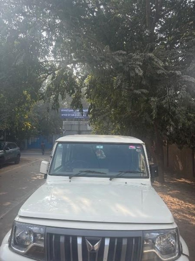 Second-hand 2023 Mahindra Bolero B6 BSVI for sale in New Delhi-3