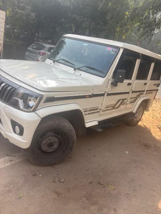Second-hand 2023 Mahindra Bolero B6 BSVI for sale in New Delhi-2