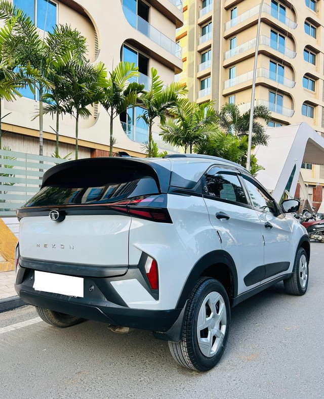 Tata Nexon Pure S Second-hand 2023 Tata Nexon Pure S for sale in Surat-6