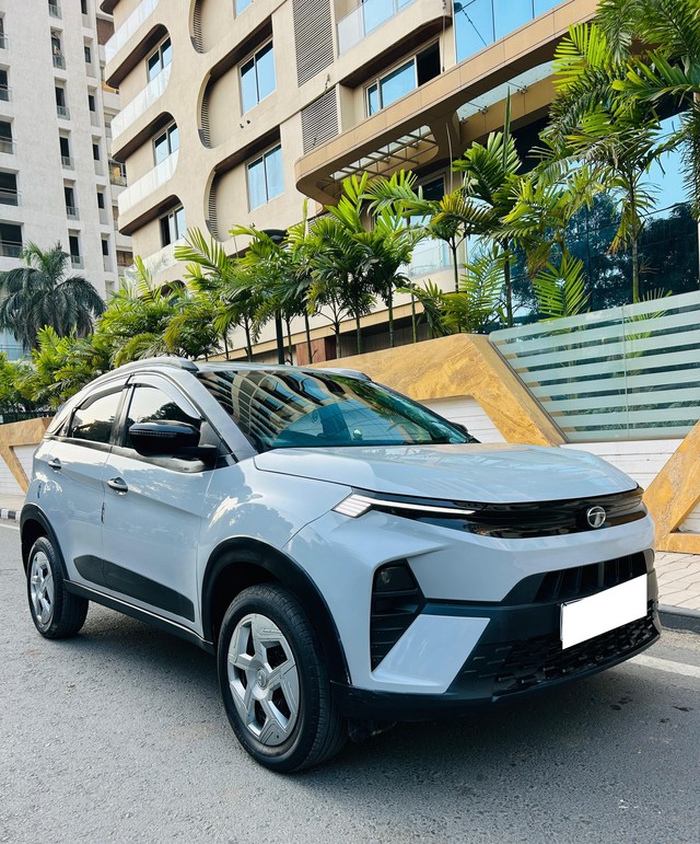 Tata Nexon Pure S Second-hand 2023 Tata Nexon Pure S for sale in Surat-0