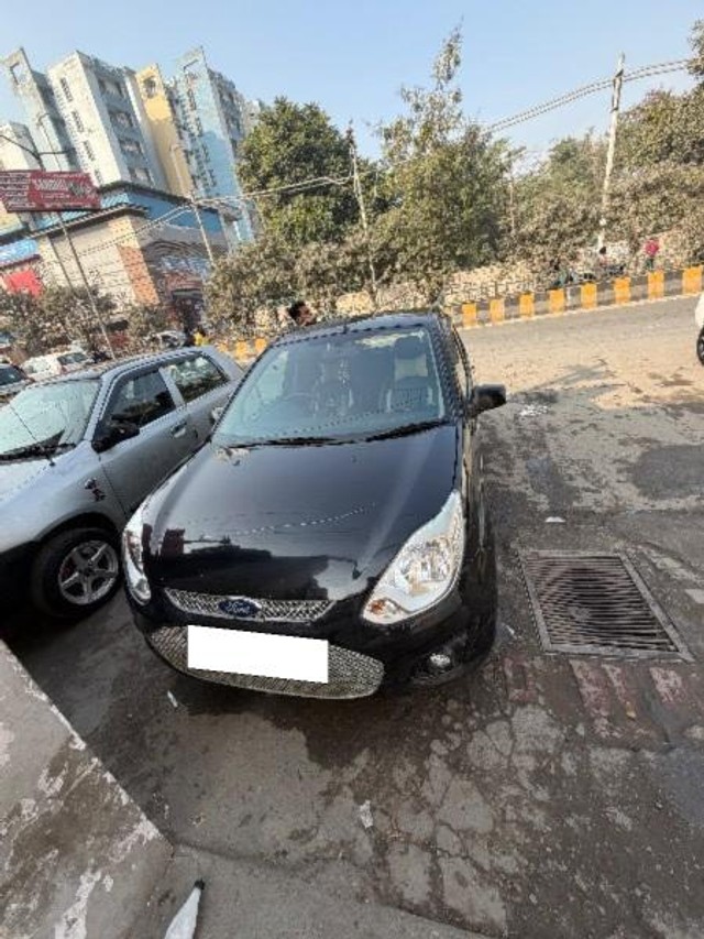 Second-hand 2015 Ford Figo Diesel Titanium for sale in Jalandhar-2