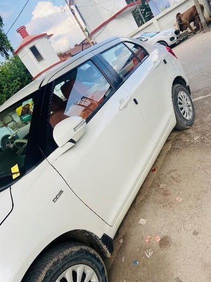 Maruti Swift Dzire VDI Second-hand 2015 Maruti Swift Dzire VDI for sale in Bareilly