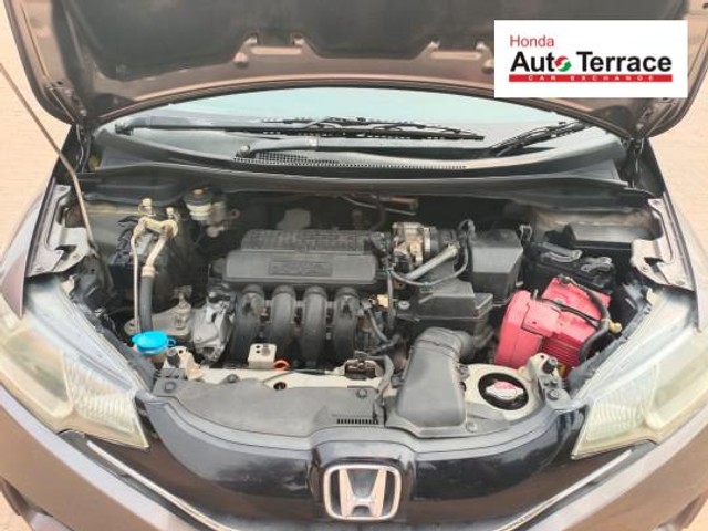 Second-hand 2016 Honda Jazz V CVT for sale in Pondicherry-7