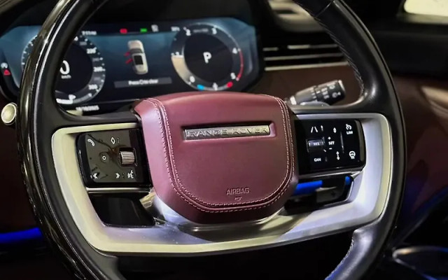 Second-hand 2023 Land Rover Range Rover 3.0 I Diesel Autobiography for sale in Mumbai-5