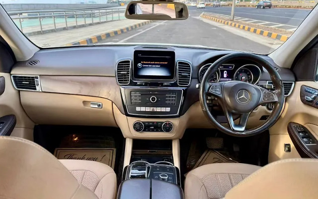 Second-hand 2019 Mercedes-Benz GLE 250d for sale in Mumbai-3