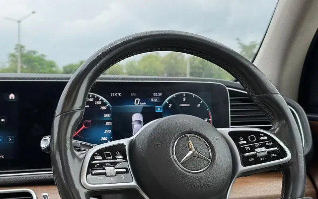 Second-hand 2020 Mercedes-Benz GLE 400 4MATIC for sale in Mumbai-5