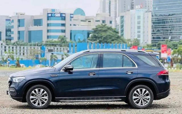 Second-hand 2020 Mercedes-Benz GLE 400 4MATIC for sale in Mumbai-2