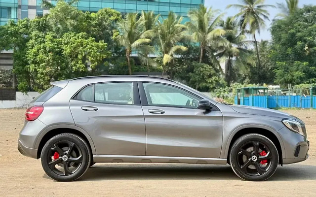 Second-hand 2019 Mercedes-Benz GLA 4MATIC for sale in Mumbai-1