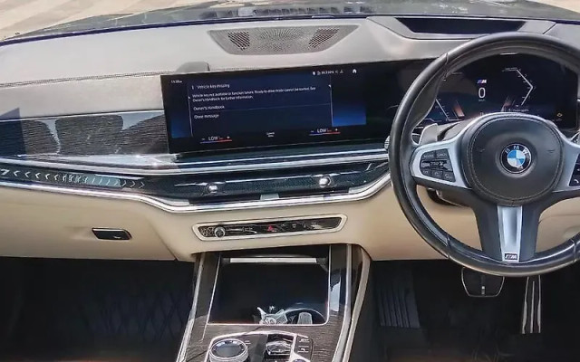 Second-hand 2024 BMW X7 xDrive40d M Sport for sale in Mumbai-6