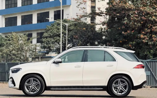 Second-hand 2025 Mercedes-Benz GLE 300d 4Matic AMG Line for sale in Mumbai