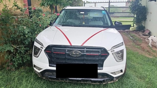 Second-hand 2023 Hyundai Creta S Plus Knight for sale in Sawai Madhopur-4