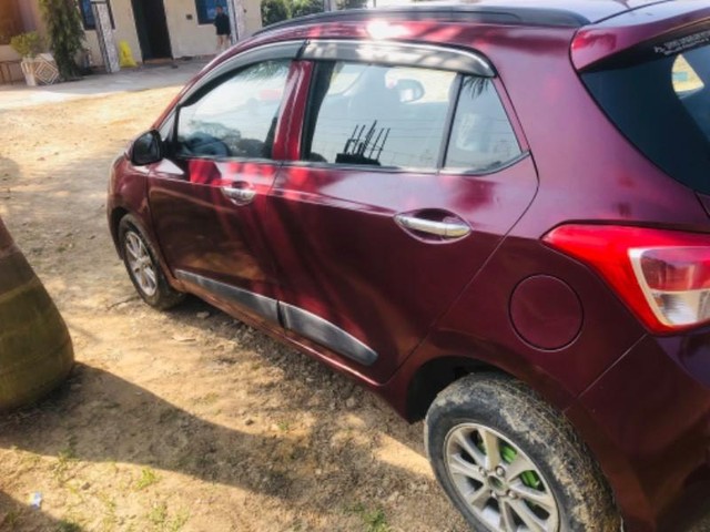 Second-hand 2016 Hyundai Grand i10 CRDi Asta for sale in Sheopur-9