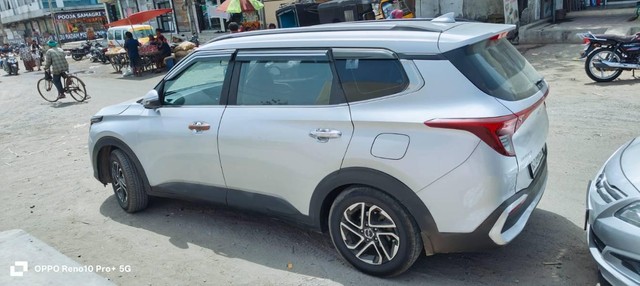 Second-hand 2022 Kia Carens Prestige Plus Diesel BSVI for sale in Gandhidham-3