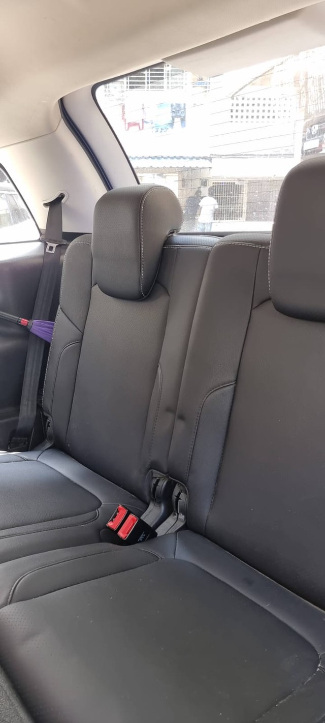 Second-hand 2017 Tata Hexa XTA for sale in Mumbai-6