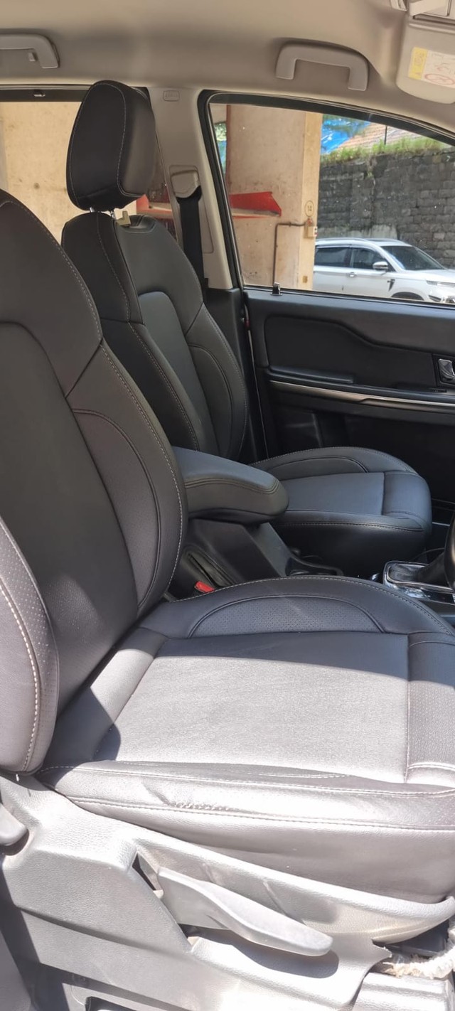 Second-hand 2017 Tata Hexa XTA for sale in Mumbai-8