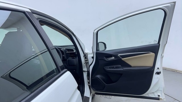 Second-hand 2016 Honda Jazz V for sale in Hyderabad-16