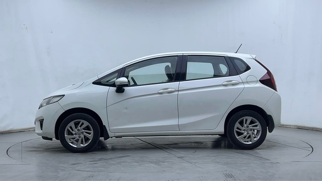 Second-hand 2016 Honda Jazz V for sale in Hyderabad-6