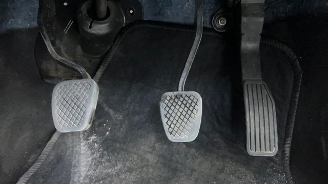 Second-hand 2016 Honda Jazz V for sale in Hyderabad-14