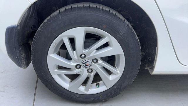 Second-hand 2016 Honda Jazz V for sale in Hyderabad-18