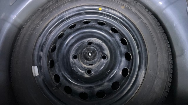 Second-hand 2018 Ford Figo Trend for sale in Pune-21