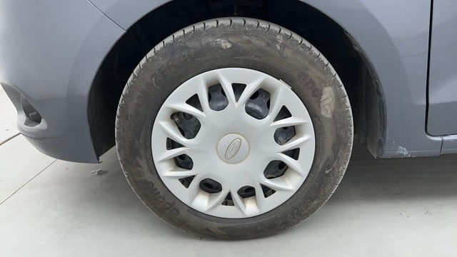 Second-hand 2018 Ford Figo Trend for sale in Pune-20